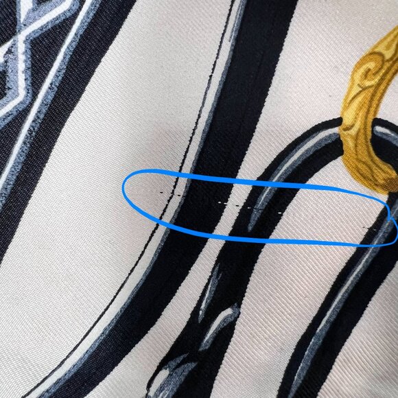 VTG HERMES Brides de Gala Scarf White Black Gold colorway, by Hugo Grygkar - Picture 10 of 13